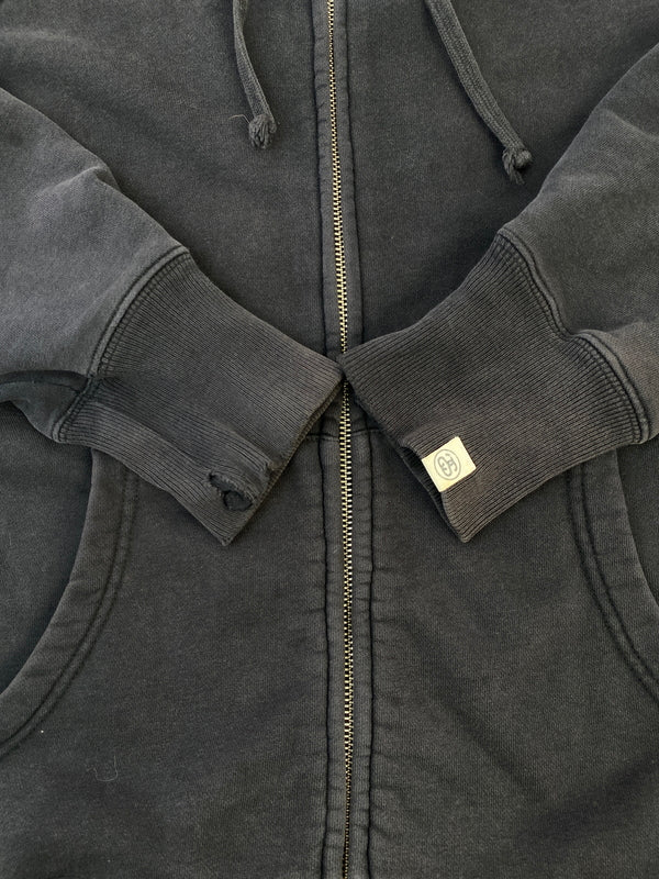 【現状渡し品】【メンズ】 STUSSY ステューシー ZIP HOODIE ジップフーディ メンズ トップス パーカー 142-261014-KS-13-min サイズ：S カラー：ブラック 万代Net店