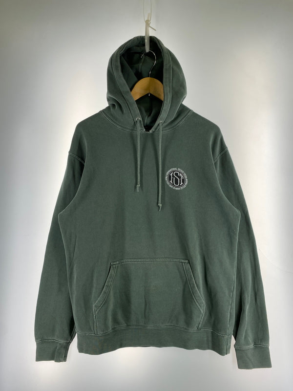【現状渡し品】【メンズ】 STUSSY ステューシー SKATEMAN HOODIE スケートマン フーディーZ4000SA18P メンズ トップス パーカー 142-261014-KS-12-min サイズ：M カラー：グリーン系 万代Net店