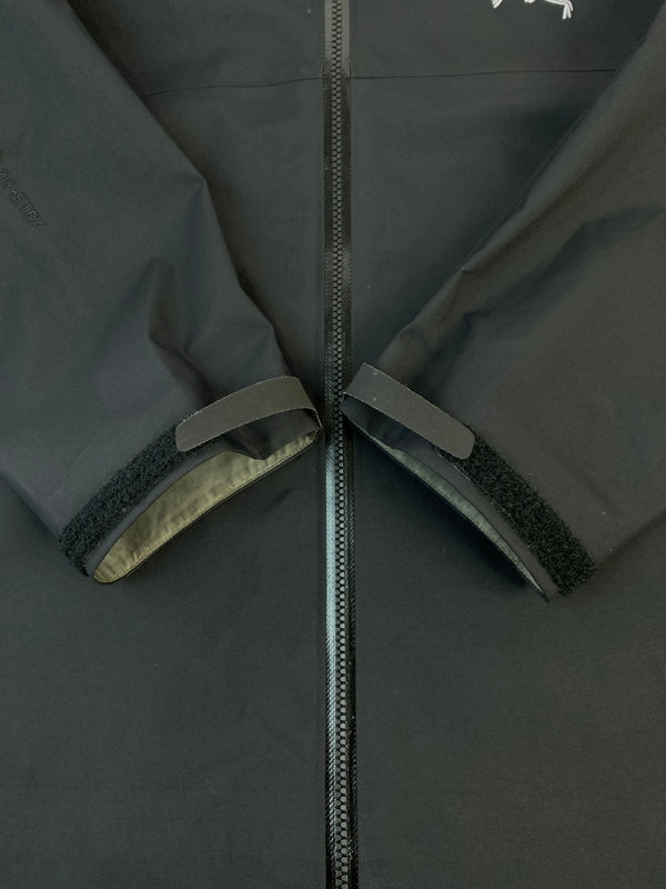 【中古品】【メンズ】 ARC'TERYX アークテリクス BETA JACKET ベータジャケット メンズ アウター 144-261014-KS-17-min サイズ：L カラー：ブラック 万代Net店