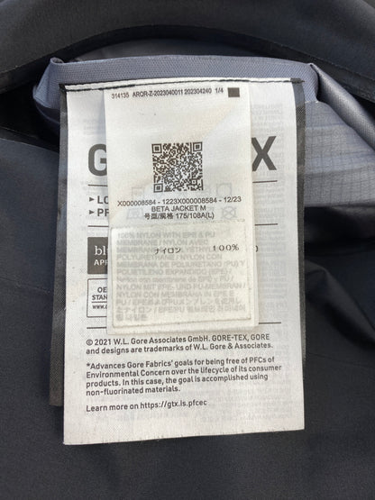 【中古品】【メンズ】 ARC'TERYX アークテリクス BETA JACKET ベータジャケット メンズ アウター 144-261014-KS-17-min サイズ：L カラー：ブラック 万代Net店