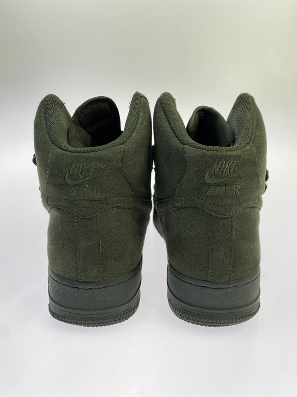 【現状渡し品】【メンズ】 NIKE ナイキ × BILLIE EILISH ビリー・アイリッシュ AIR FORCE 1 HIGH 07 SP SEQUOIA DM7926-300 エアフォース1 ハイ '07 SP セコイア スニーカー メンズ シューズ 靴 160-261018-em-19-min サイズ：28.5cm カラー：オリーブ 万代Net店