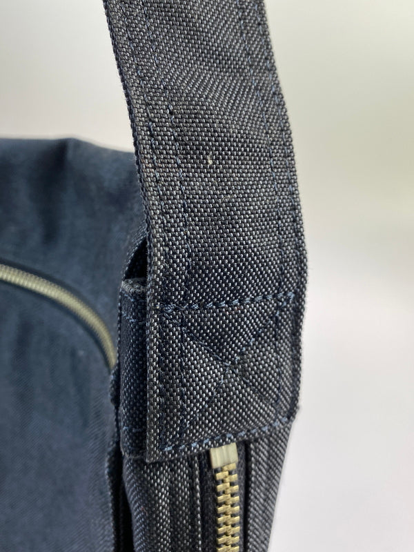【中古品】【メンズ/レディース】 PORTER SMOKY SHOULDER BAG スモーキー バッグ 縦型 ショルダーバッグ 吉田カバン コットン 鞄 肩掛け 188-261025-em-19-min カラー：ネイビー 万代Net店
