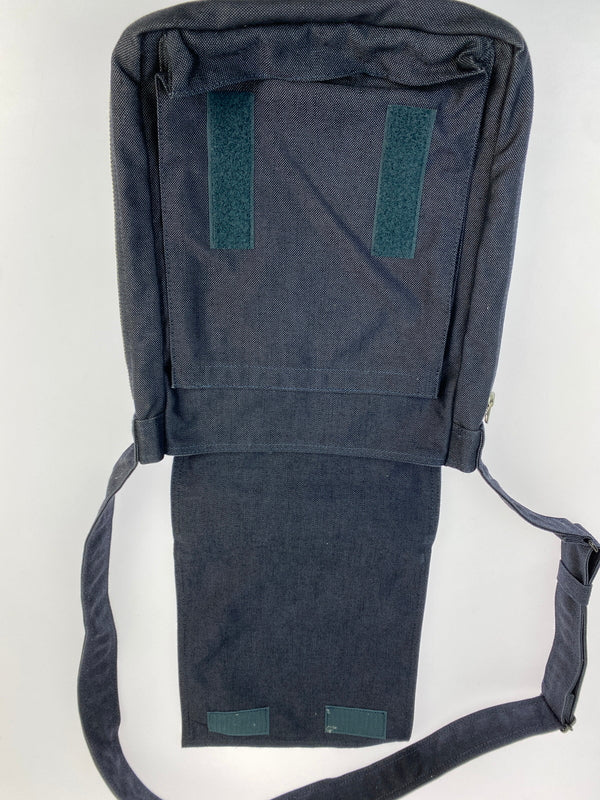 【中古品】【メンズ/レディース】 PORTER SMOKY SHOULDER BAG スモーキー バッグ 縦型 ショルダーバッグ 吉田カバン コットン 鞄 肩掛け 188-261025-em-19-min カラー：ネイビー 万代Net店