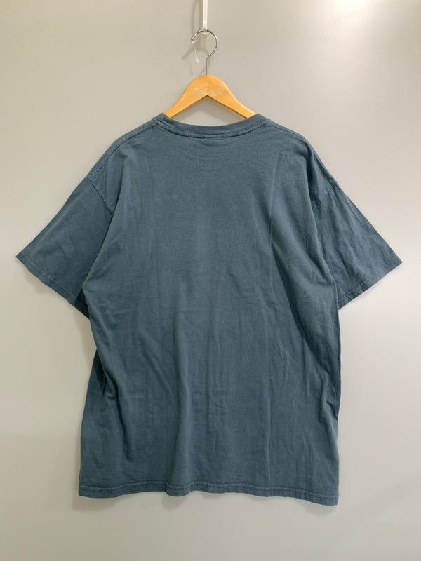 【中古品】【メンズ】 KORN コーン 1999 ISSUES TEE イシューズ 半袖Tシャツ メンズ トップス ヴィンテージ バンドTシャツ 146-261016-em-43-min サイズ：XL カラー：スモークブルー 万代Net店