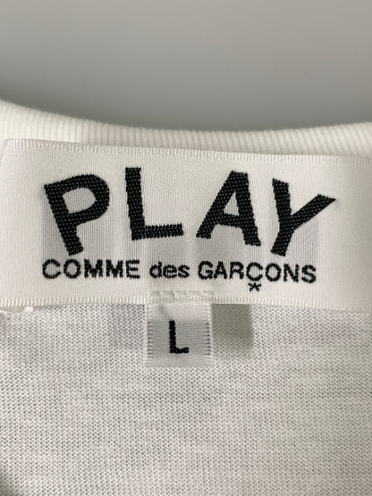 【中古品】【メンズ】 PLAY COMME DES GARCONS プレイ コムデギャルソン T-SHIRT WITH BLACK EMBLEM AX-T064-051-2-6 Tシャツ ウィズ ブラックエンブレム 半袖Tシャツ トップス 140-261020-yn-26-min サイズ：L カラー：ホワイト 万代Net店