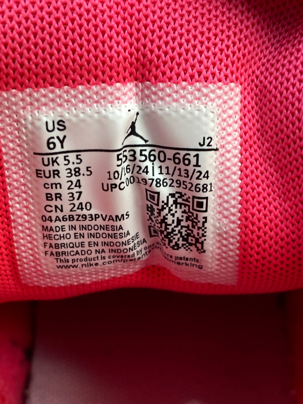 【中古品】【レディース】 NIKE ナイキ JORDAN BRAND AIR JORDAN 1 LOW (GS) 553560-661 GS エアジョーダン1 ロー スニーカー ガールズ 160-261018-em-05-min サイズ：24.0cm カラー：PINK FOAM HYPER PINK-SUMMIT WHITE 万代Net店