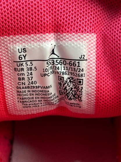 【中古品】【レディース】 NIKE ナイキ JORDAN BRAND AIR JORDAN 1 LOW (GS) 553560-661 GS エアジョーダン1 ロー スニーカー ガールズ 160-261018-em-05-min サイズ：24.0cm カラー：PINK FOAM HYPER PINK-SUMMIT WHITE 万代Net店