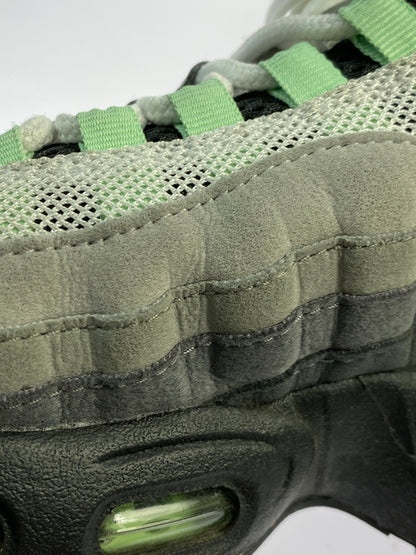【中古品】【レディース】 NIKE ナイキ AIR MAX 95 BIG BUBBLE HJ5996-005 ウィメンズ エアマックス95 ビッグバブル スニーカー シューズ 166-261018-em-04-min サイズ：24.0cm カラー：ブラック / ホワイト / ミディアム グレー / フレッシュ ミント 万代Net店