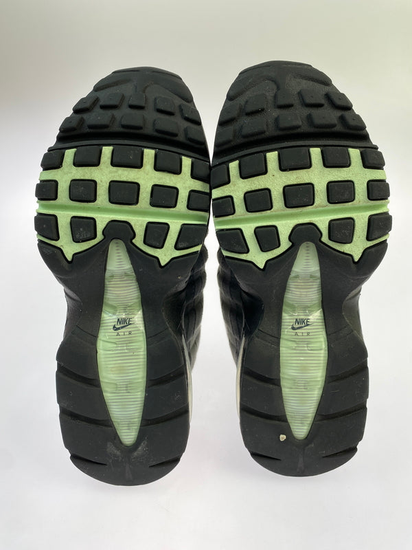 【中古品】【レディース】 NIKE ナイキ AIR MAX 95 BIG BUBBLE HJ5996-005 ウィメンズ エアマックス95 ビッグバブル スニーカー シューズ 166-261018-em-04-min サイズ：24.0cm カラー：ブラック / ホワイト / ミディアム グレー / フレッシュ ミント 万代Net店