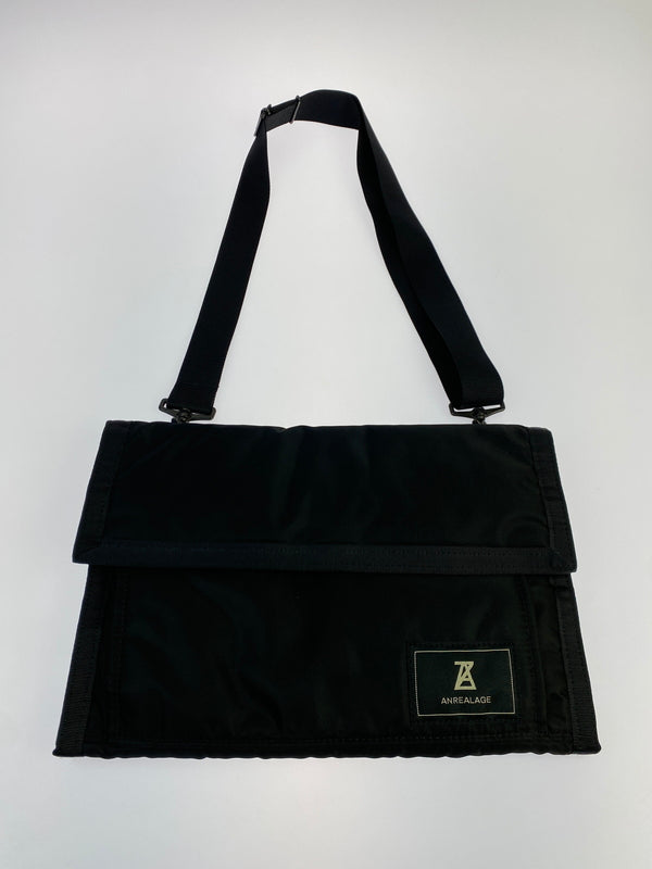 【中古品】【メンズ/レディース】 ANREALAGE アンリアレイジ × PORTER ポーター SHOULDER BAG ショルダーバッグ 吉田カバン コラボ 鞄 188-261025-em-21-min カラー：ブラック 万代Net店