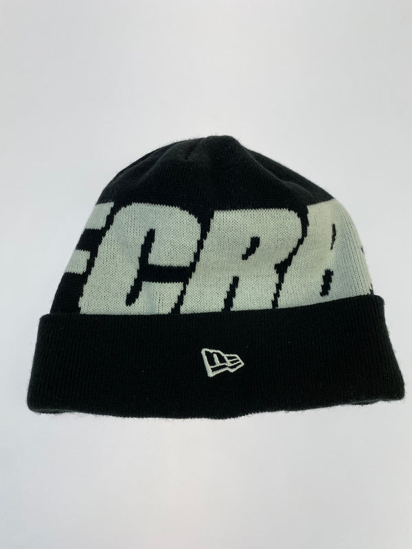【中古品】【メンズ/レディース】 FCRB エフシー レアル ブリストル × NEW ERA ニューエラ 20AW BIG LOGO BEANIE ビッグ ロゴ ビーニー ニットキャップ 帽子 コラボ 185-261025-em-10-min カラー：ブラック 万代Net店
