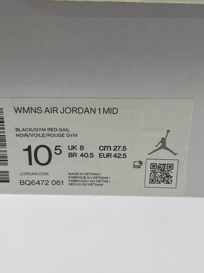 【中古品】【メンズ】 NIKE ナイキ WMNS AIR JORDAN 1 MID BQ6472-061 ウィメンズ エアジョーダン1 ミッド スニーカー メンズ シューズ 靴 160-261018-em-12-min サイズ：27.5cm カラー：Black/Gym Red 万代Net店