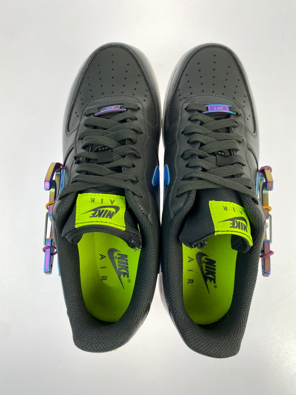 【中古品】【メンズ】 NIKE ナイキ AIR FORCE 1 LOW CARABINER DH7579-001 エアフォース1 ロー カラビナ スニーカー メンズ シューズ 靴 160-261018-em-11-min カラー：ダークスモークグレー/フォトブルー/ボルト 万代Net店