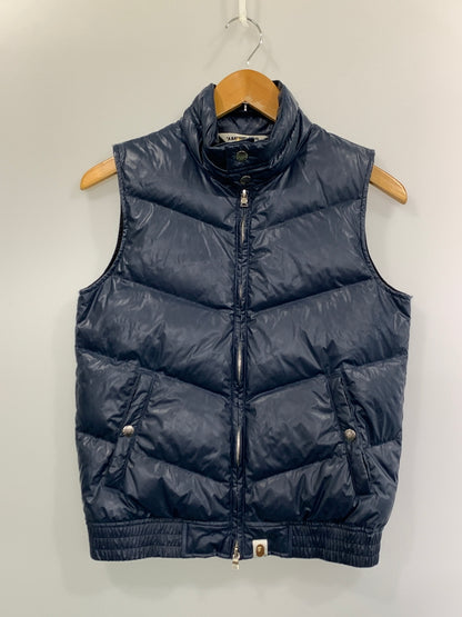 【中古品】【メンズ】 A BATHING APE アベイシングエイプ DOWN VEST ダウン ベスト メンズ アウター 142-261022-em-20-min サイズ：XXS カラー：ネイビー 万代Net店