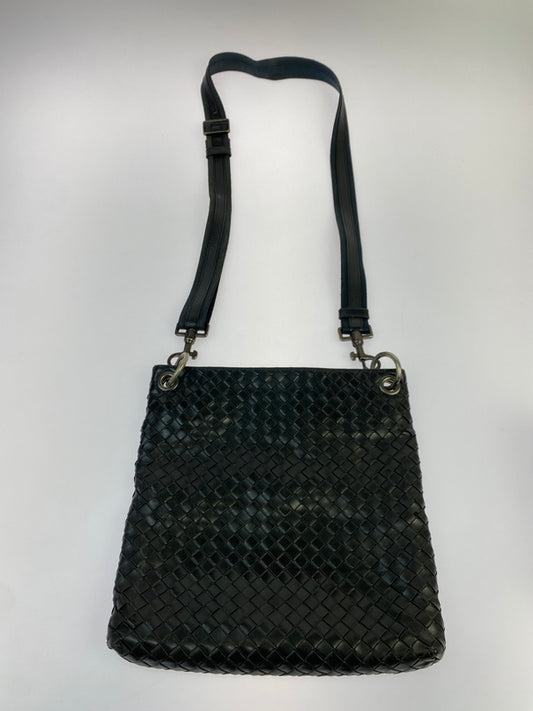 【現状渡し品】【レディース】 BOTTEGA VENETA ボッテガヴェネタ イントレチャート ショルダーバッグ レザー 編み込み 斜めがけ 鞄 カバン 180-261025-em-16-min カラー：ブラック 万代Net店