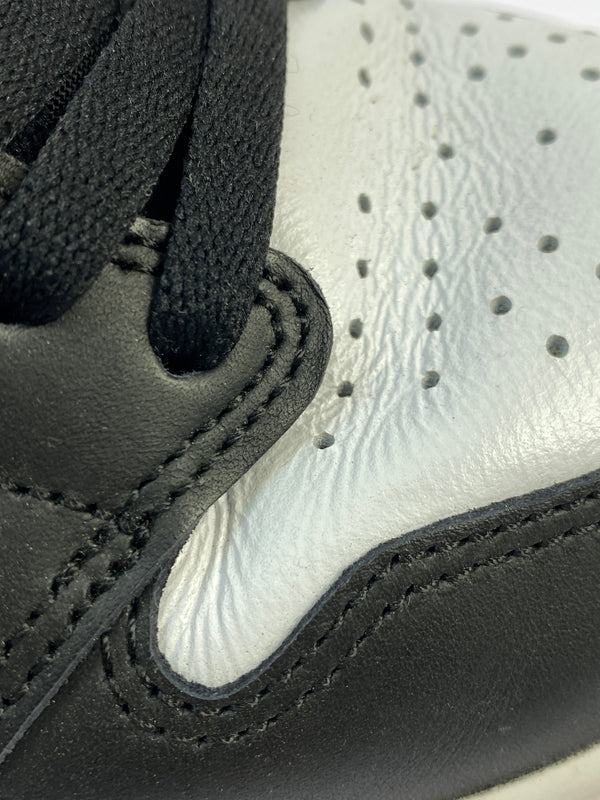 【中古品】【メンズ】 NIKE ナイキ Air Jordan 1 Retro High OG DZ5485-010 エアジョーダン1 レトロ ハイ OG スニーカー メンズ シューズ 靴 160-261018-em-01-min サイズ：28.0cm カラー：ブラック/ホワイト 万代Net店