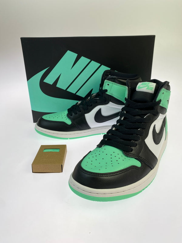 【中古美品】【メンズ】 NIKE ナイキ AIR JORDAN 1 RETRO HIGH OG "GREEN GLOW" DZ5485-130 エアジョーダン ワン レトロ ハイ オージー グリーン グロー 靴 160-261017-KS-30-min サイズ：28cm US10 カラー：グリーン/ブラック/ホワイト 万代Net店