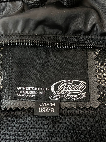 【中古品】【メンズ】 GREEDY グリーディー バイクジャケット ライディングジャケット ライダーズ メッシュ 刺繍 ワッペン 146-261016-em-22-min サイズ：M カラー：ホワイト/ブラック 万代Net店