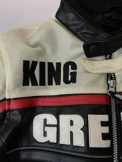 【中古品】【メンズ】 GREEDY グリーディー バイクジャケット ライディングジャケット ライダーズ メッシュ 刺繍 ワッペン 146-261016-em-22-min サイズ：M カラー：ホワイト/ブラック 万代Net店