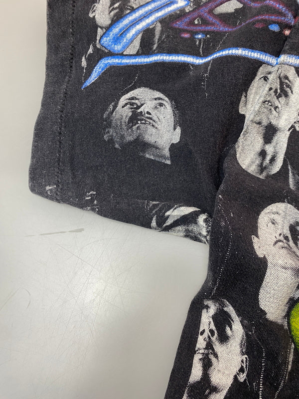 【現状渡し品】【メンズ】 GIANT ジャイアント 90S DEF LEPPARD ALL OVER PLINT S/S TEE 90年代 プリント ショートスリーブ 半袖 Tシャツ ヴィンテージ メンズ トップス バンドT ロックバンド 146-261015-em-07-min サイズ：L カラー：グレー 万代Net店