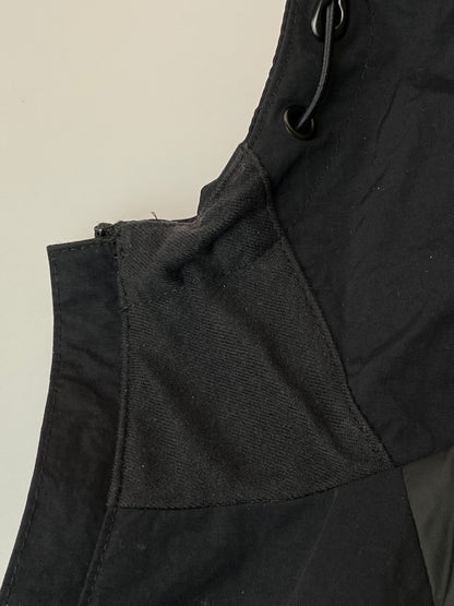 【中古品】【メンズ】 FRED PERRY フレッドペリー OVERSIZED HOODED SHELL JKT オーバーサイズ フーデッド シェルジャケット メンズ ライトアウター ナイロン 141-261015-em-30-min サイズ：M カラー：ブラック 万代Net店