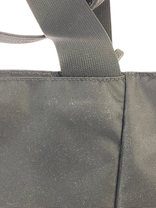 【中古品】【メンズ/レディース】 THE NORTH FACE ザ・ノースフェイス HOT SHOT TOTE NM72686Z ホット ショット トート バッグ 鞄 肩掛け 188-261025-em-22-min カラー：ブラック 万代Net店