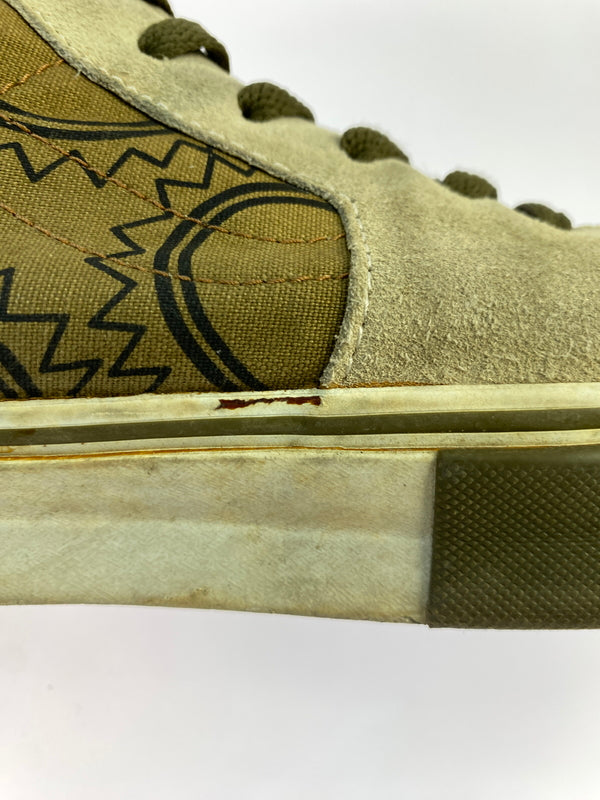 【現状渡し品】【メンズ】 STUSSY ステューシー × VANS バンズ SK8 HI スケートハイ スケハイ ハイカット スニーカー メンズ シューズ 靴 ヴァンズ 163-261018-em-38-min サイズ：不明 カラー：ベージュ / ブラウン（ペイズリー柄） 万代Net店