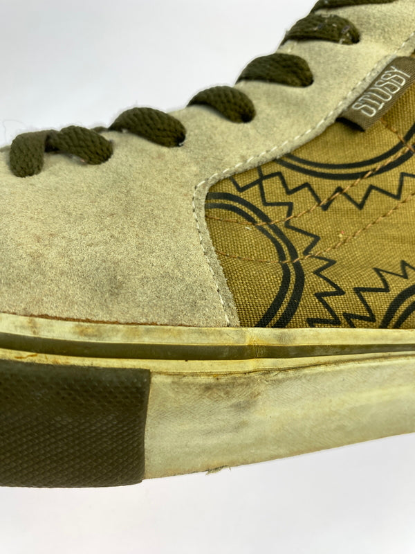 【現状渡し品】【メンズ】 STUSSY ステューシー × VANS バンズ SK8 HI スケートハイ スケハイ ハイカット スニーカー メンズ シューズ 靴 ヴァンズ 163-261018-em-38-min サイズ：不明 カラー：ベージュ / ブラウン（ペイズリー柄） 万代Net店