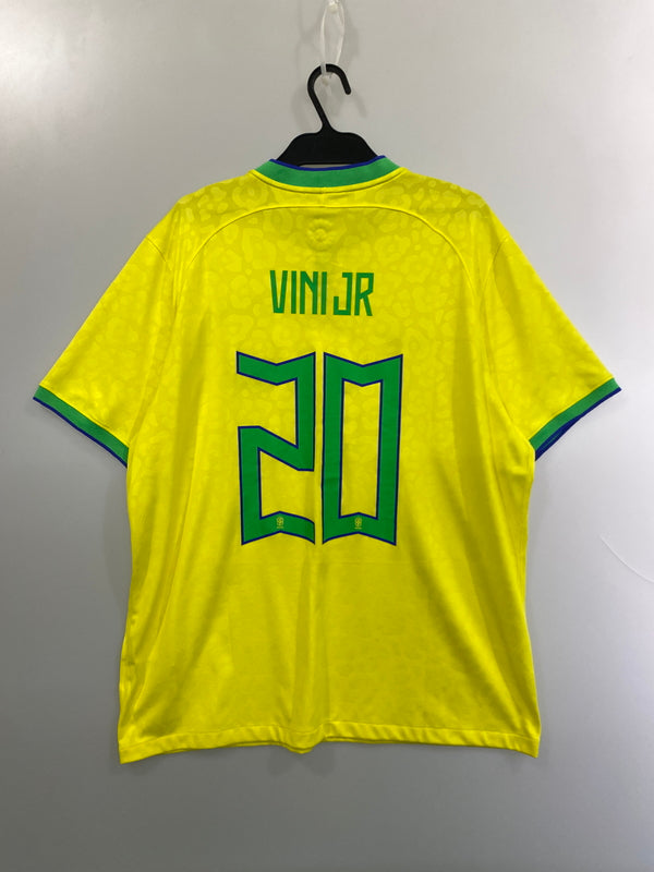 【中古品】【メンズ】 NIKE ブラジル代表 2022 ホーム 半袖レプリカユニフォーム DN0680-741 半袖 Tシャツ メンズ トップス 148-261020-em-34-min サイズ：XL カラー：イエロー 万代Net店