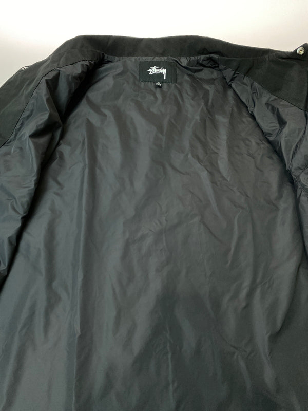 【中古品】【メンズ】 STUSSY ステューシー CLASSIC COACH JACKET 115490 クラシック コーチ ジャケット メンズ ライトアウター ナイロンジャケット 142-261015-em-23-min サイズ：XL カラー：ブラック 万代Net店