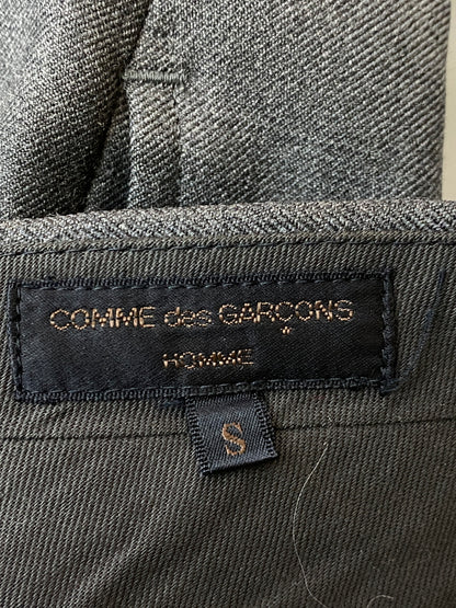 【中古品】【メンズ】 COMME DES GARCONS HOMME コムデギャルソンオム 田中オム SLACKS HS-08006S ヴィンテージ ウール スラックス メンズ ボトムス パンツ 151-261015-em-15-min サイズ：S カラー：グレー 万代Net店