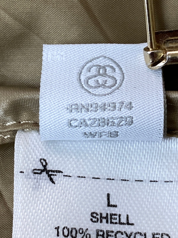 【中古品】【メンズ】 STUSSY ステューシー VINTAGE CRINKLE NYLON LOGO ZIP JACKET 115746 ヴィンテージ クリンクル ナイロン ロゴ ジップ ジャケット メンズ ライトアウター 142-261020-em-31-min サイズ：L カラー：シャンパンゴールド系 万代Net店