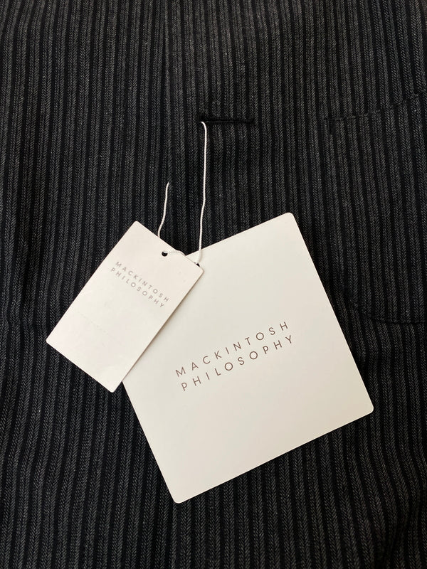 【中古品】【メンズ】 MACKINTOSH PHILOSOPHY マッキントッシュフィロソフィー STRIPE COVER ALL JACKET H1F66-262-09 ストライプ カバーオール ジャケット メンズ 上着 141-261015-em-20-min サイズ：40 カラー：グレー系（ストライプ） 万代Net店