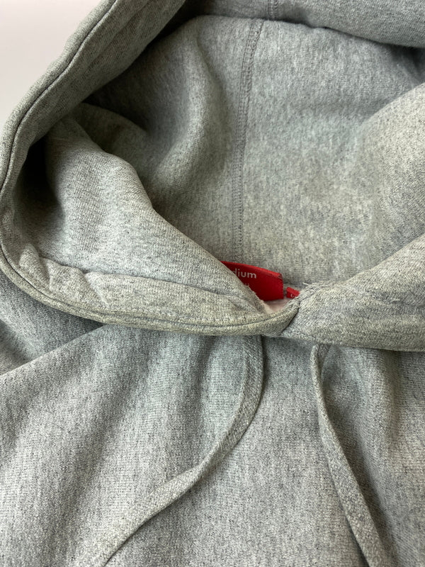 【現状渡し品】【メンズ】 SUPREME シュプリーム 18AW S LOGO HOODED SWEAT SHIRT プルオーバー パーカー スウェットシャツ ロゴ フーディ トップス 149-261015-em-08-min サイズ：M カラー：グレー 万代Net店