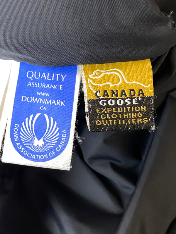 【中古品】【レディース】 CANADA GOOSE カナダグース EXPEDITION PARKA 4565JLB エクスペディション パーカ ダウンジャケット 防寒 アウター 141-261015-em-02-min サイズ：S カラー：ブラック 万代Net店