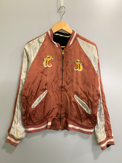 【現状渡し品】【メンズ】 VINTAGE ヴィンテージ 50'S REVERSIBLE SOUVENIR JACKET GOOSE BAY LABRADOR 50年代 リバーシブル スーベニアジャケット アウター 146-261020-yn-01-min サイズ：表記なし 下記参照 カラー：ブラック/ピンク系 万代Net店