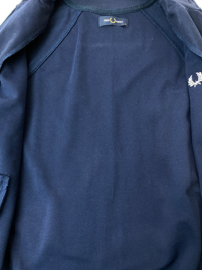 【中古品】【メンズ】 FRED PERRY フレッドペリー TAPED TRACK JACKET J4620-885-01980-410 テープド トラックジャケット メンズ ジャージ 141-261020-em-61-min サイズ：M カラー：ネイビー 万代Net店