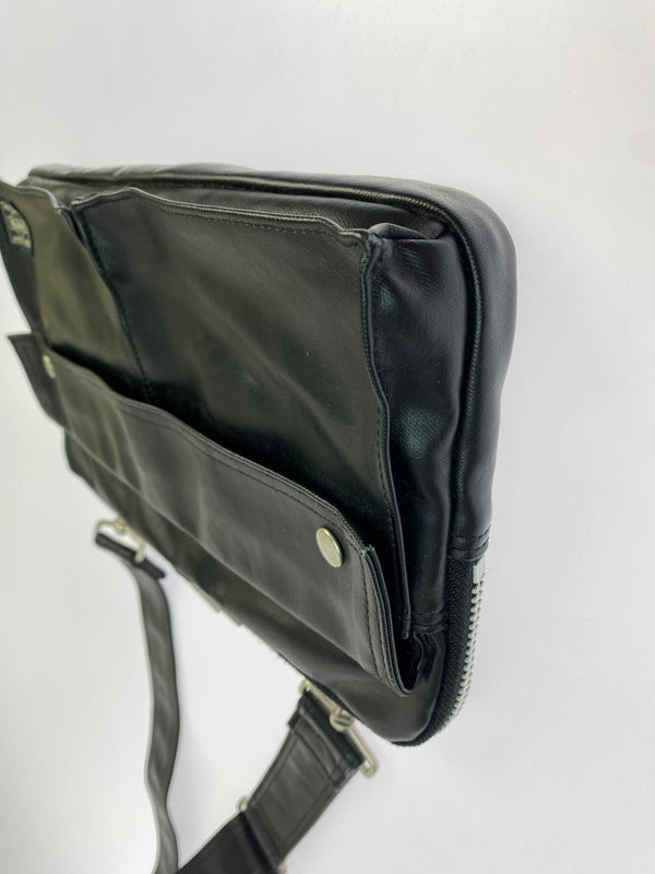 【中古品】【メンズ/レディース】 PORTER ポーター LEATHER BODY BAG レザー ボディバッグ 吉田カバン ウエストバッグ 鞄 188-261025-em-17-min カラー：ブラック 万代Net店