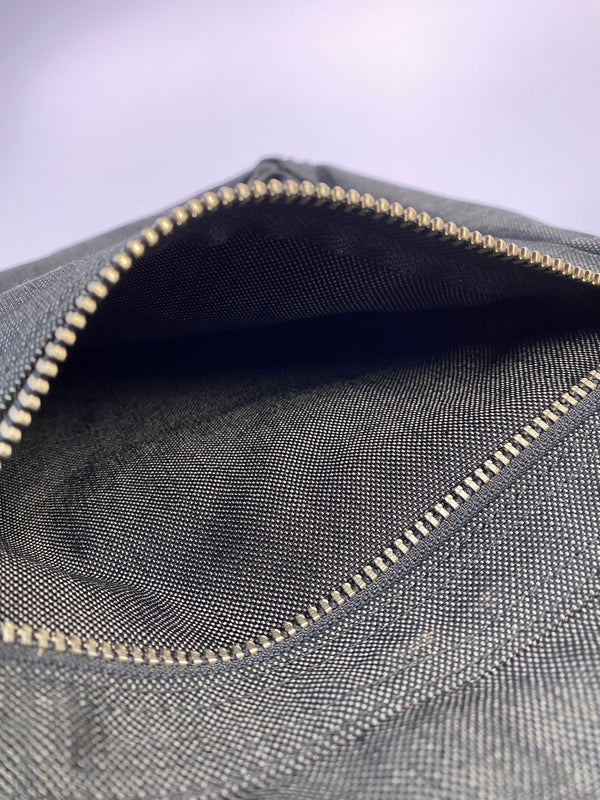 【中古品】【メンズ/レディース】 PORTER ポーター SMOKY BAG 592-07628 スモーキー バッグ 縦型 ショルダーバッグ 吉田カバン コットン 鞄 肩掛け 188-261025-em-18-min カラー：ブラック 万代Net店