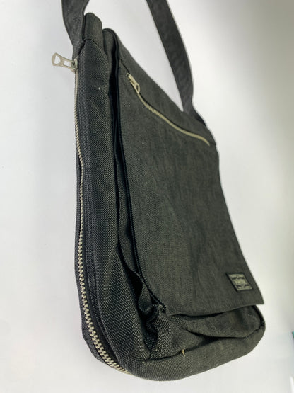 【中古品】【メンズ/レディース】 PORTER ポーター SMOKY BAG 592-07628 スモーキー バッグ 縦型 ショルダーバッグ 吉田カバン コットン 鞄 肩掛け 188-261025-em-18-min カラー：ブラック 万代Net店