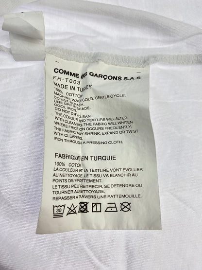 【中古品】【メンズ】 COMME DES GARCONS SHIRT × KAWS コムデギャルソンシャツ カウズ KAWS CDG T-SHIRT PRINT 2 カウズ Tシャツ プリント FH-T003 トップス 140-261023-hu-21-min サイズ：XL カラー：ホワイト 万代Net店