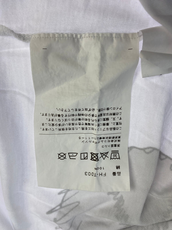【中古品】【メンズ】 COMME DES GARCONS SHIRT × KAWS コムデギャルソンシャツ カウズ KAWS CDG T-SHIRT PRINT 2 カウズ Tシャツ プリント FH-T003 トップス 140-261023-hu-21-min サイズ：XL カラー：ホワイト 万代Net店