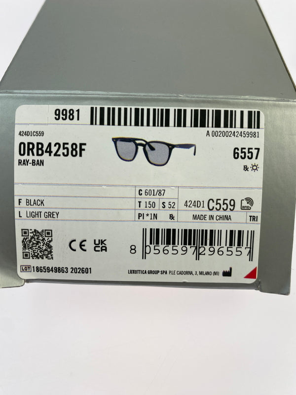 【中古品】【メンズ】 RAY-BAN レイバン ORB4258F ウェリントン サングラス アイウエア 203-261027-jt-16-min サイズ：52□20 150 カラー：ブラック 万代Net店