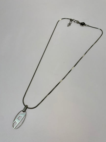 【中古品】【メンズ】 DIESEL ディーゼル D LOGO NECKLACE ロゴ ネックレス アクセサリー 193-261027-jt-07-min カラー：シルバー 万代Net店