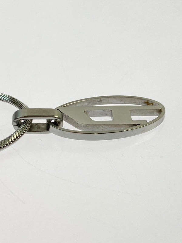 【中古品】【メンズ】 DIESEL ディーゼル D LOGO NECKLACE ロゴ ネックレス アクセサリー 193-261027-jt-07-min カラー：シルバー 万代Net店