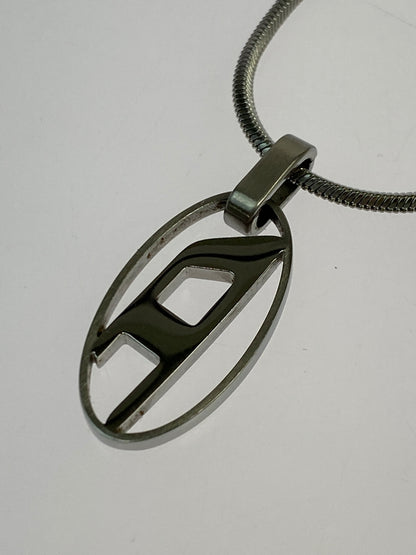 【中古品】【メンズ】 DIESEL ディーゼル D LOGO NECKLACE ロゴ ネックレス アクセサリー 193-261027-jt-07-min カラー：シルバー 万代Net店