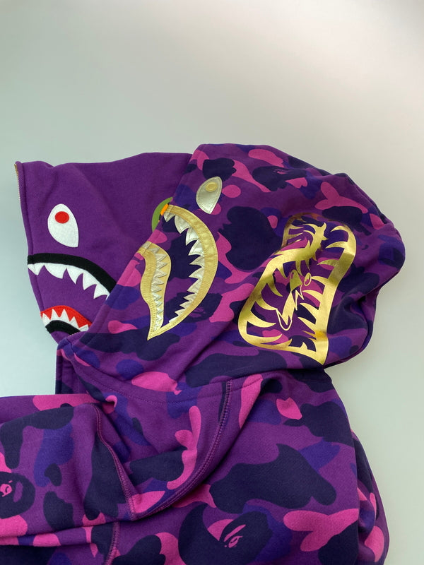 【中古品】【メンズ】 A BATHING APE アベイシングエイプ SHARK HOODIE OZXSWM115001M シャーク フーディ メンズ フルジップ パーカー スウェット 142-261022-em-41-min サイズ：XL カラー：パープル系 万代Net店