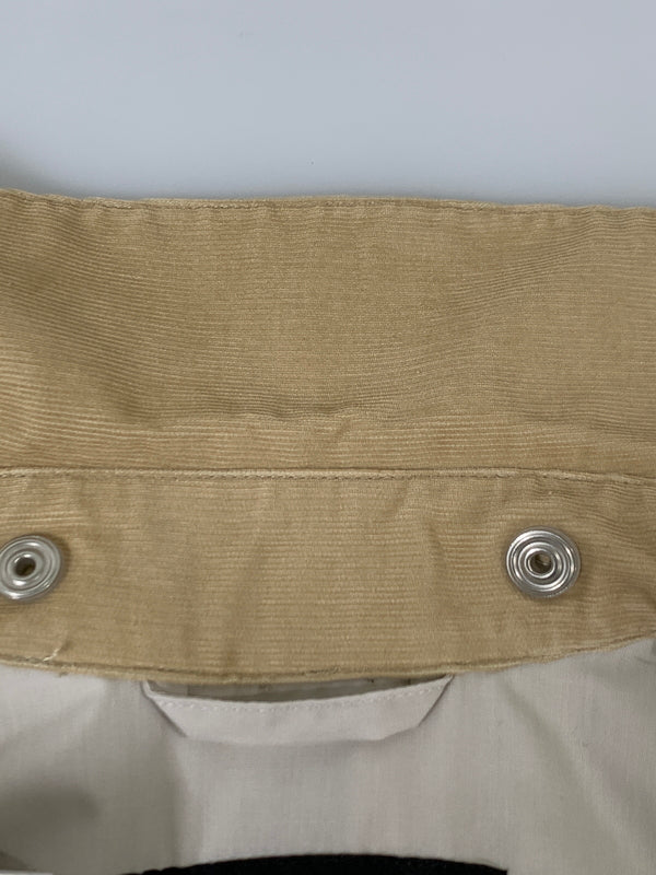 【中古品】【メンズ】 BARBOUR バーブァー BORROWDALE JAPAN LIMITD 241MCAG013 ボロウデイル ジャパン リミテッド ショート丈 ナイロン ブルゾン ライトアウター 144-261020-em-09-min サイズ：40 カラー：ベージュ 万代Net店