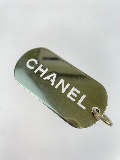 【中古品】【レディース】 CHANEL シャネル DOG TAG ドッグタグ キーホルダー 182-261027-jt-04-min カラー：シルバー 万代Net店