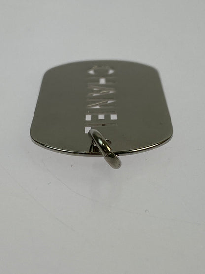 【中古品】【レディース】 CHANEL シャネル DOG TAG ドッグタグ キーホルダー 182-261027-jt-04-min カラー：シルバー 万代Net店
